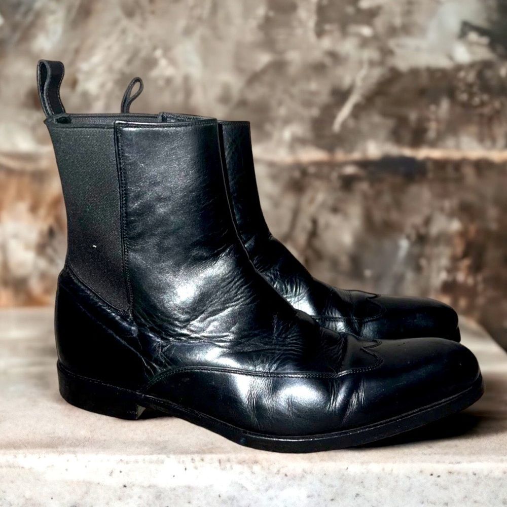 Gucci Wingtips Black Leather Slip On Boots Men’s. Size 40 E.